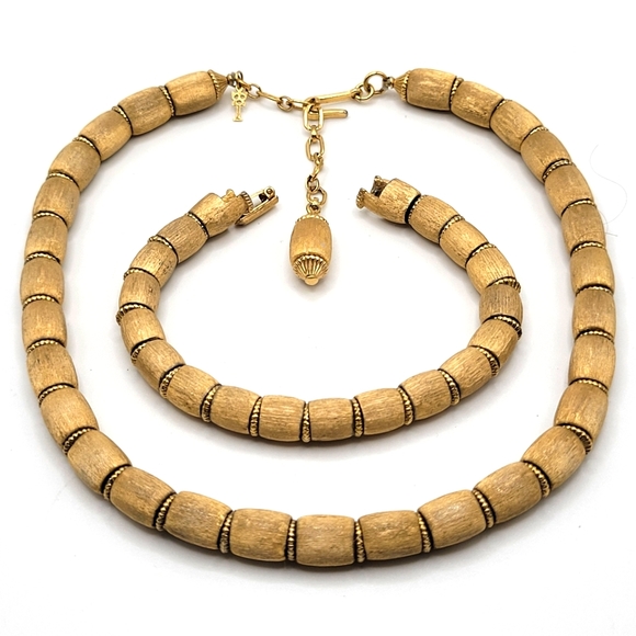 Trifari Jewelry - VTG "Crown" Trifari Brushed Gold Tone Necklace & Bracelet | Demi-Parure | SIGNED